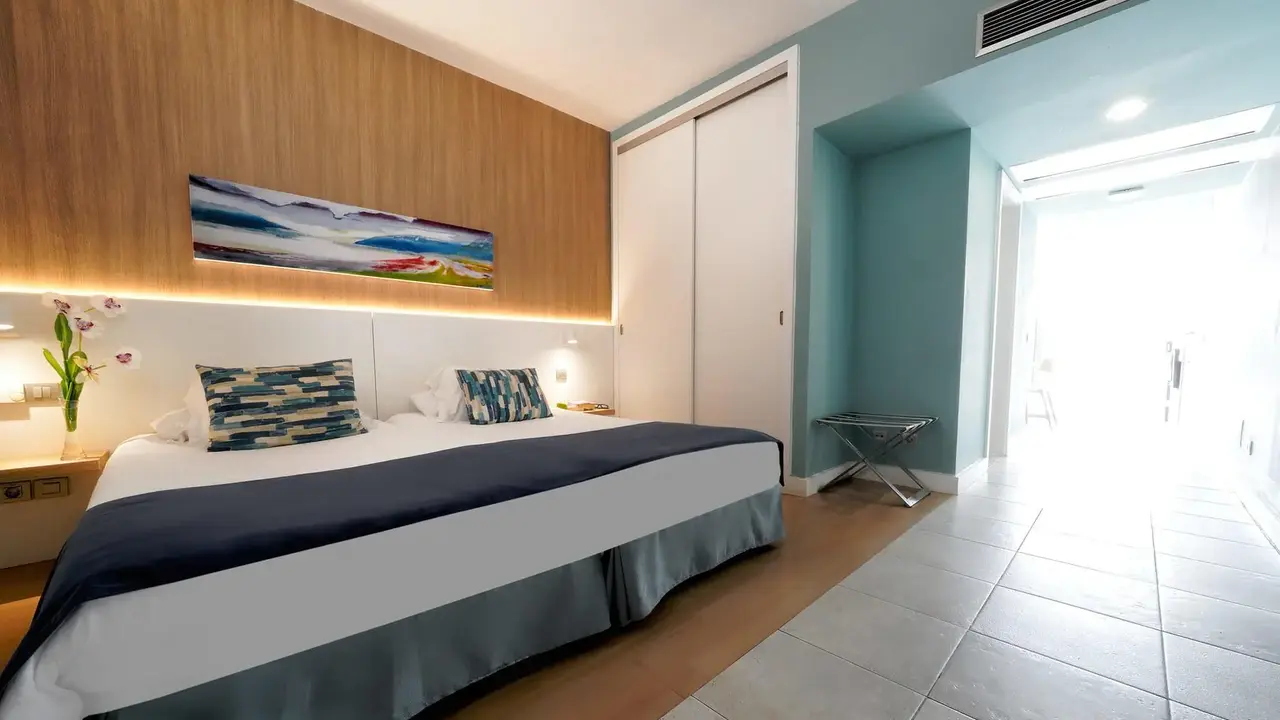 Aparthotel Morasol Suites
