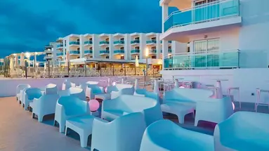 Aparthotel Nereida