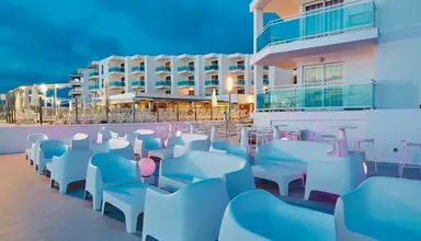 Aparthotel Nereida