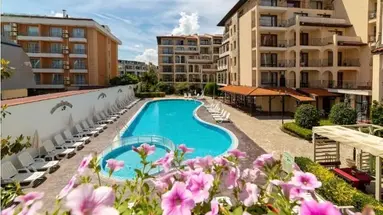 Aparthotel Rose Village