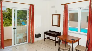 Aparthotel Thodorou