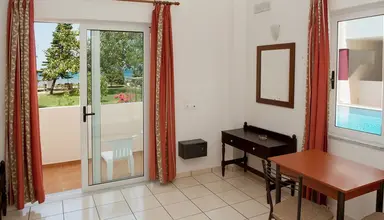 Aparthotel Thodorou