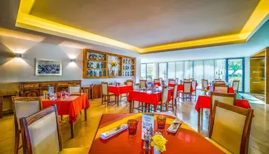 Aparthotel Vila Petra
