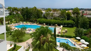 Aparthotel Vila Petra