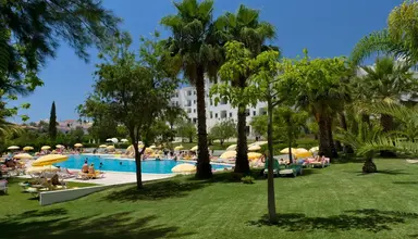 Aparthotel Vila Petra