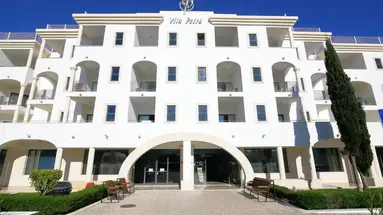 Aparthotel Vila Petra