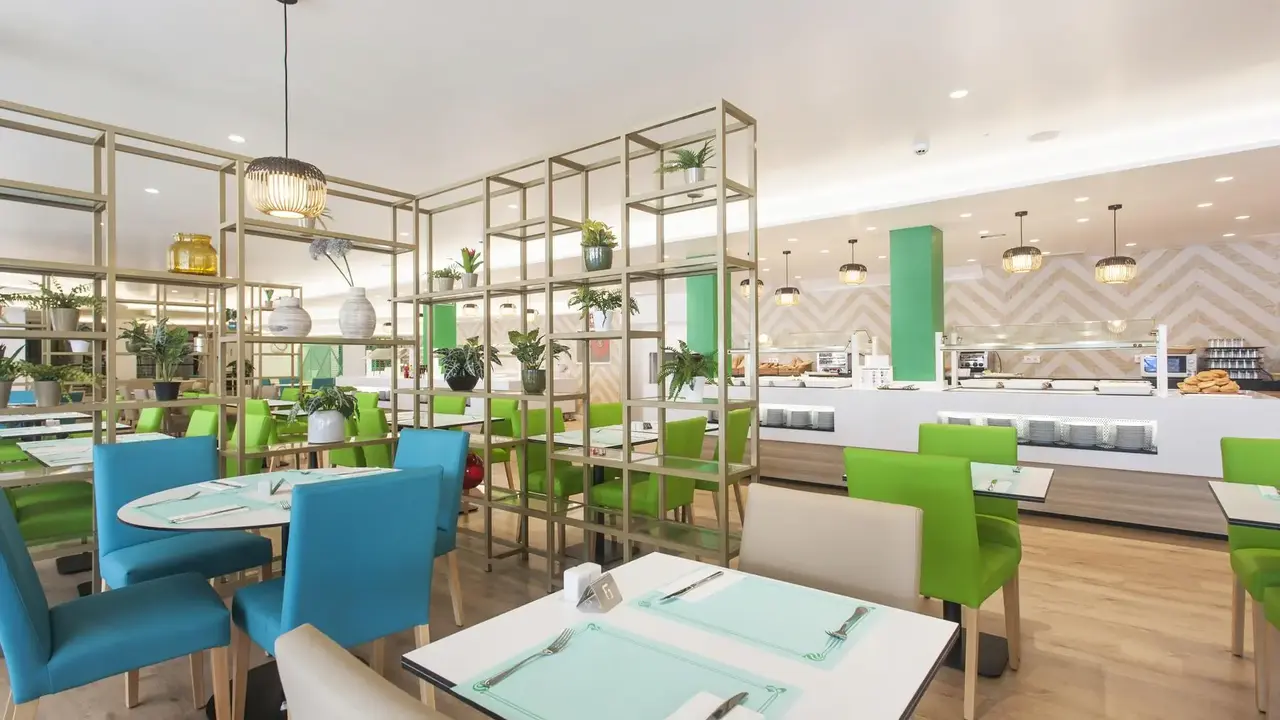 Aparthotel Villa Mandi & Siam Parque
