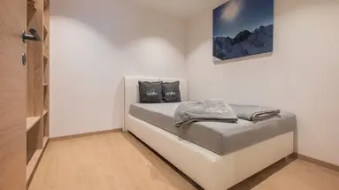 Apartment Serles