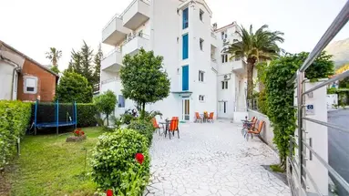 Apartments Lazovic