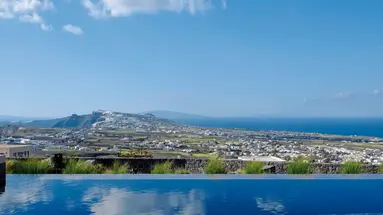 Apikia Santorini