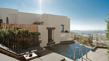 Apikia Santorini