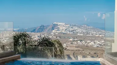 Apikia Santorini
