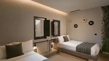 Apikia Santorini