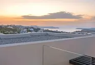 Apikia Santorini