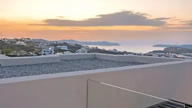 Apikia Santorini