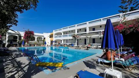 Aparthotel Apollon (Platanes)