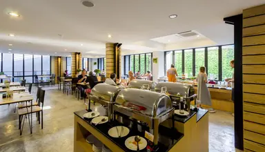 Apple A Day Resort