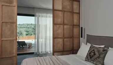 Aqua Bay Suites