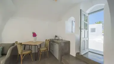 Aqua Serenity Luxury Suites