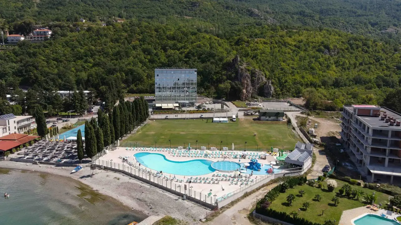 Aqualina