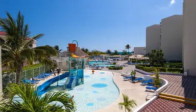 Aquamarina Beach