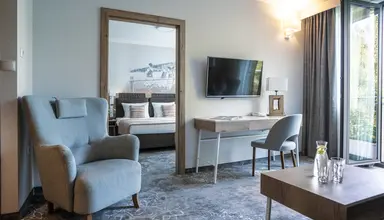 Aquarion Family & Friends