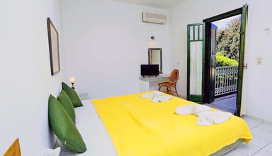 Aquarius Apartments