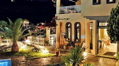 Aquarius Apartments