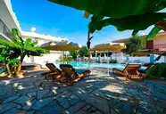 Aquarius Beach Eco Hotel