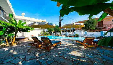 Aquarius Beach Eco Hotel