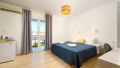 Aquarius Beach Eco Hotel