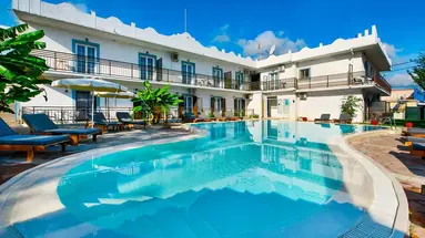 Aquarius Beach Eco Hotel