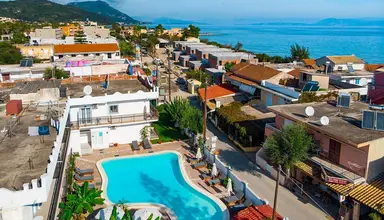 Aquarius Beach Eco Hotel