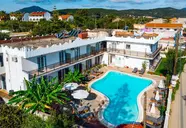 Aquarius Beach Eco Hotel
