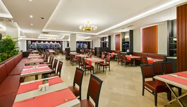Aquasis Deluxe Resort & Spa