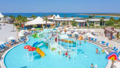 Aquasis Deluxe Resort & Spa