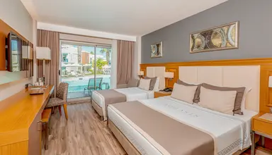 Aquasis Deluxe Resort & Spa