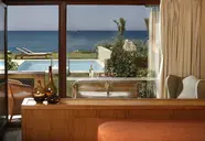 Aquila Rithymna Beach