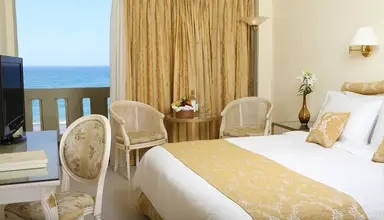 Aquila Rithymna Beach