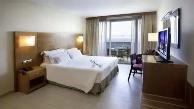 AR Diamante Beach
