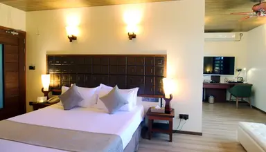 Araamu Holidays & Spa