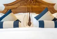Araliya Beach Resort Spa