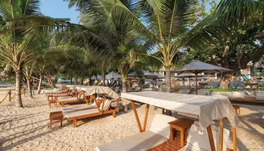 Araliya Beach Resort Spa