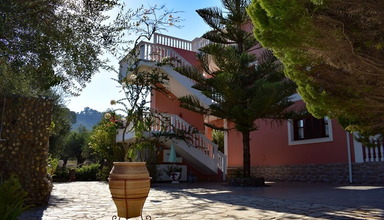 Arazzo Apartments