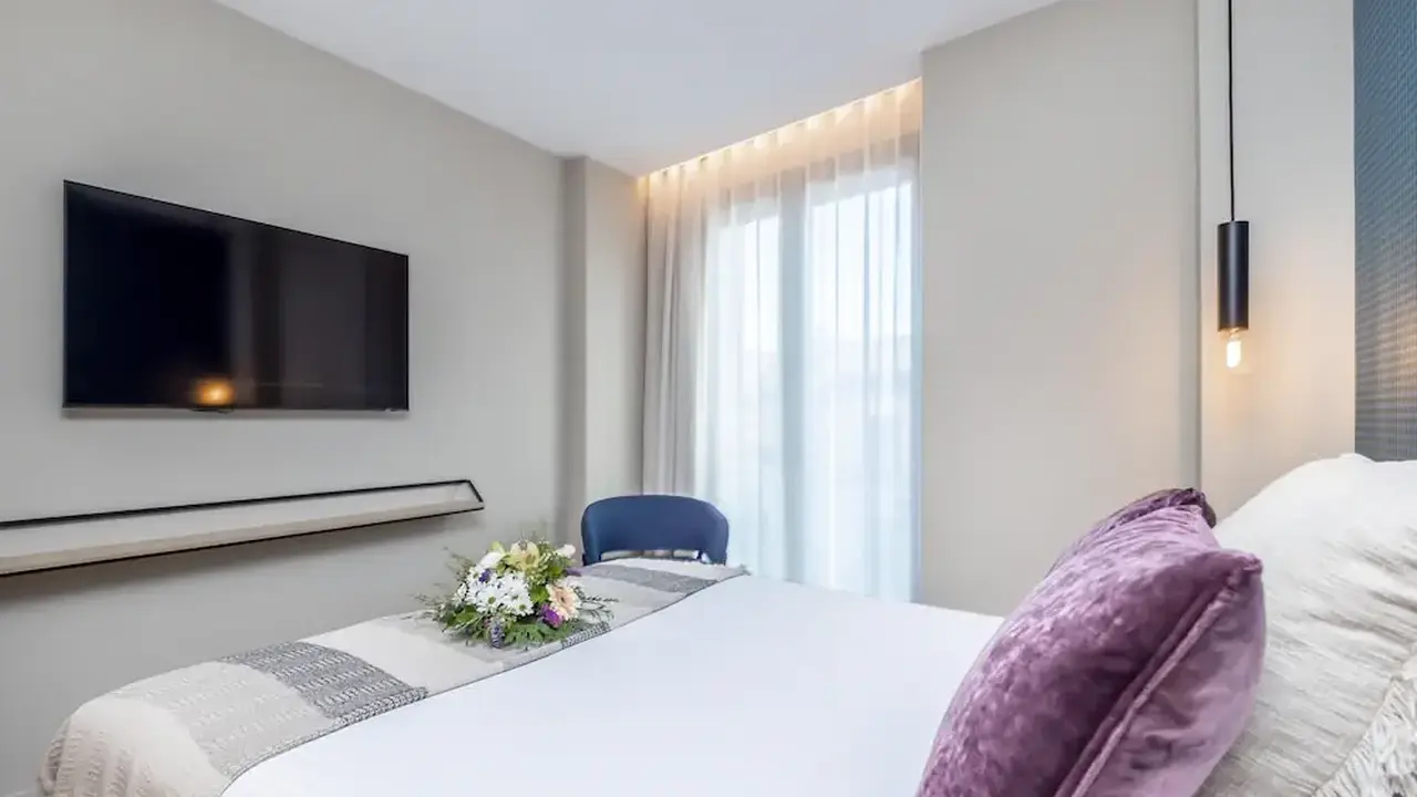 Arcelon Hotel