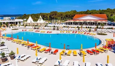 ARENA GRAND KAZELA CAMPSITE - Camping Homes