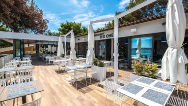 Arena One 99 Glamping