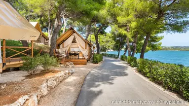 Arena One 99 Glamping