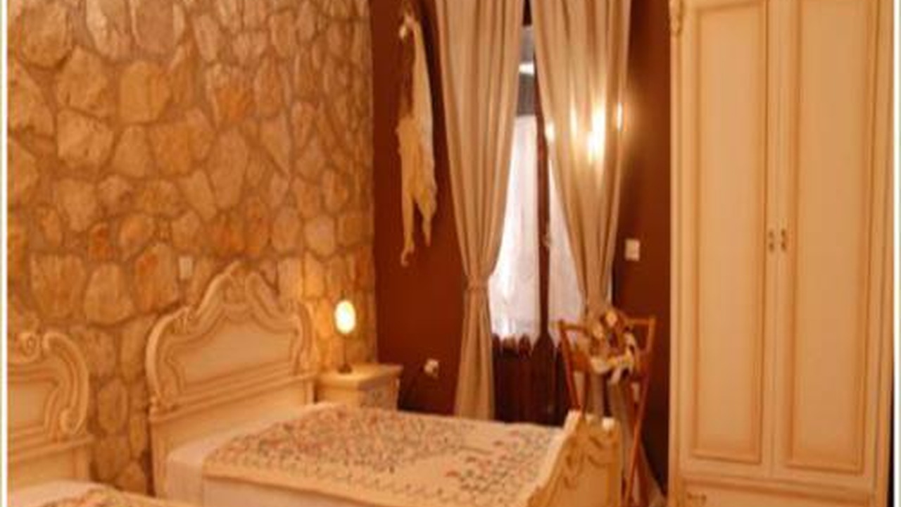 Arethousa Villas