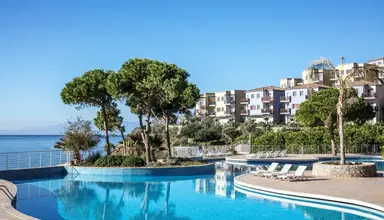 Aria Claros Beach and Spa Resort